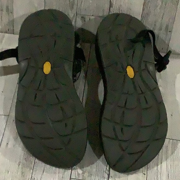 Chaco women’s gray strap summer beach hiking sandals size 8 - Picture 7 of 8